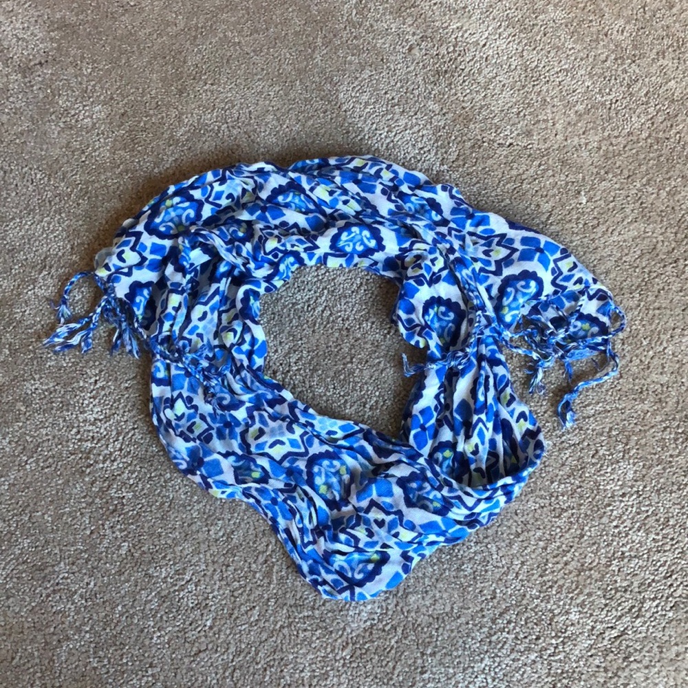 Gymboree Blue scarf